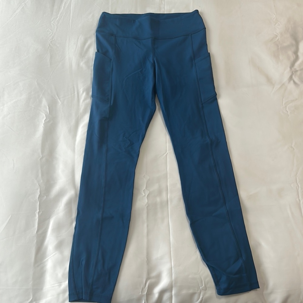 Blue leggings with pockets